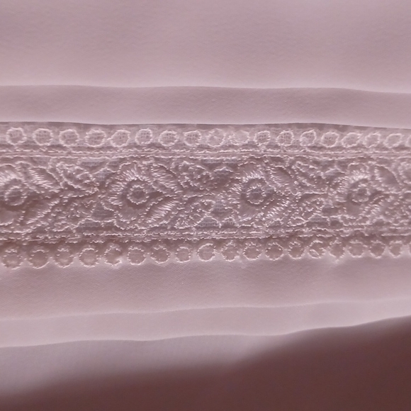 Womens 16 blouse - Picture 4 of 6